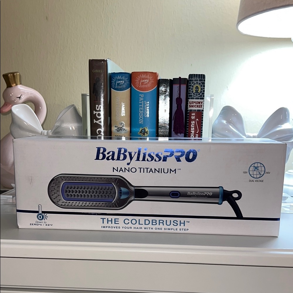BaByliss Silver Hair Styling Tool for Salon-Grade Results